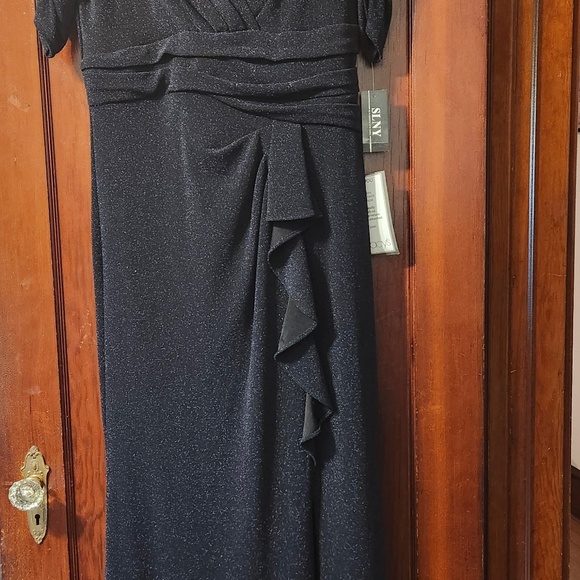 Formal Black Gown - Picture 1 of 4